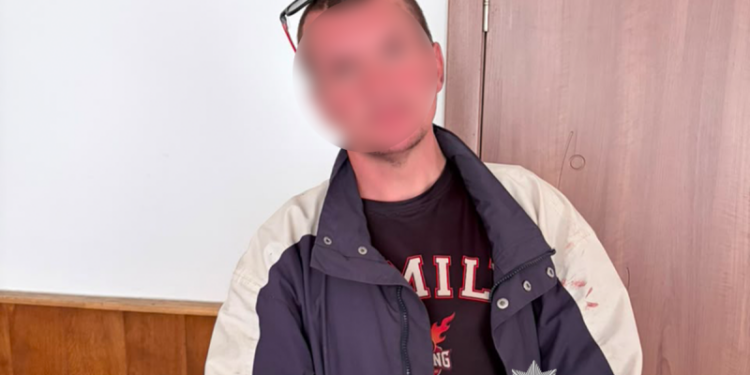 На вокзалі у Тернополі обікрали пасажира зі Львівщини