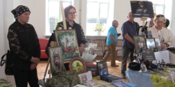 У Тернополі відкрили виставку пам’яті полеглих Героїв