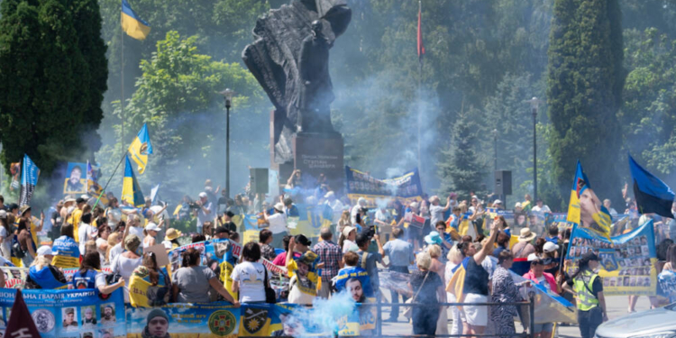У Тернополі вшанували військовополонених та зниклих безвісти