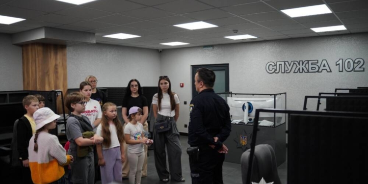 Як працює поліція: екскурсія для дітей у Тернополі