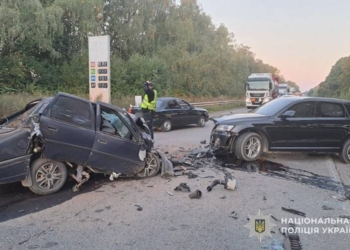 ДТП на Тернопільщині: зіткнення Opel та Audi