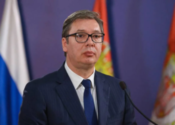 Олександр Вучич йде у відставку: що відомо про рішення