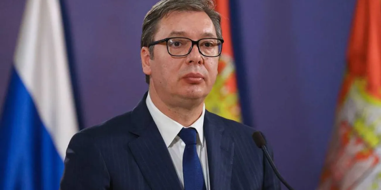 Олександр Вучич йде у відставку: що відомо про рішення