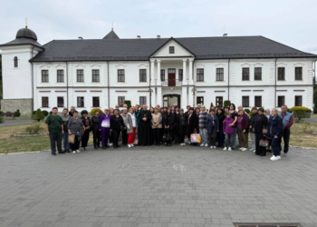 Родини Героїв Тернополя відвідали Унівську лавру
