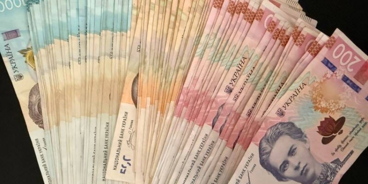 Шахрайство в Тернополі: жінка втратила 150 тисяч гривень