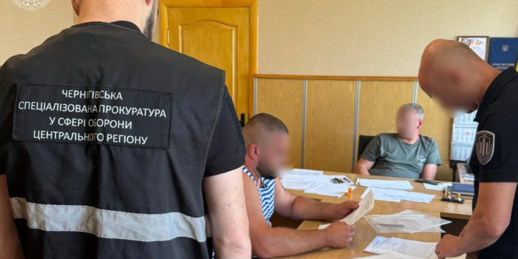 Скандали в ТЦК: військовим оголосили підозри за побиття