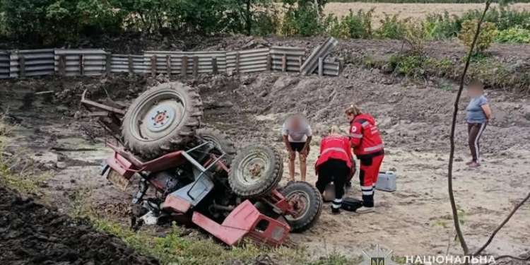 Смертельна ДТП на Кременеччині: загинув водій трактора