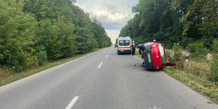 Трагічна аварія біля Малого Ходачкова: водій загинув на місці