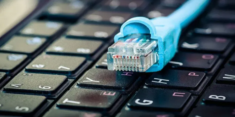 У Києві можливі перебої з інтернетом через обстріли рф