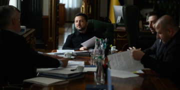 Зеленський готується до переговорів з представниками США