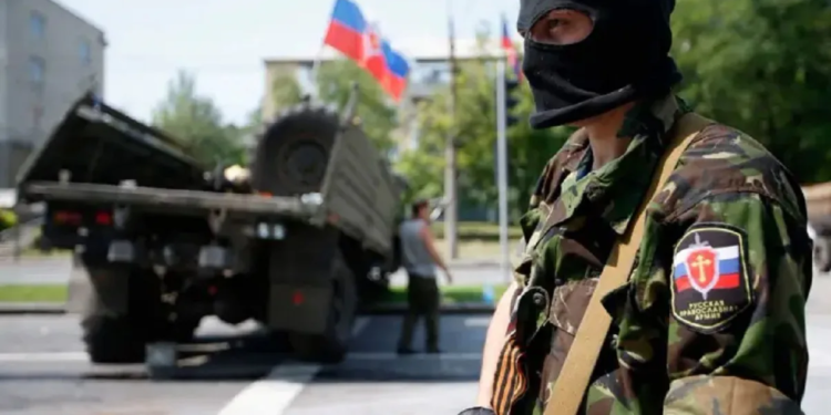 На Луганщині окупанти масово відбирають житло у людей