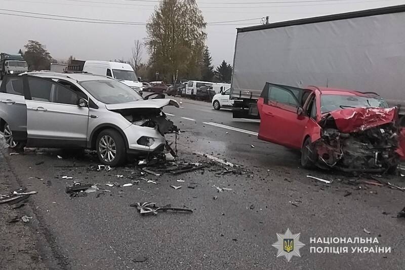 Смертельна ДТП у Смиківцях: є загиблий та постраждалі