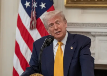 Трамп закликав змінити владу в Україні для переговорів