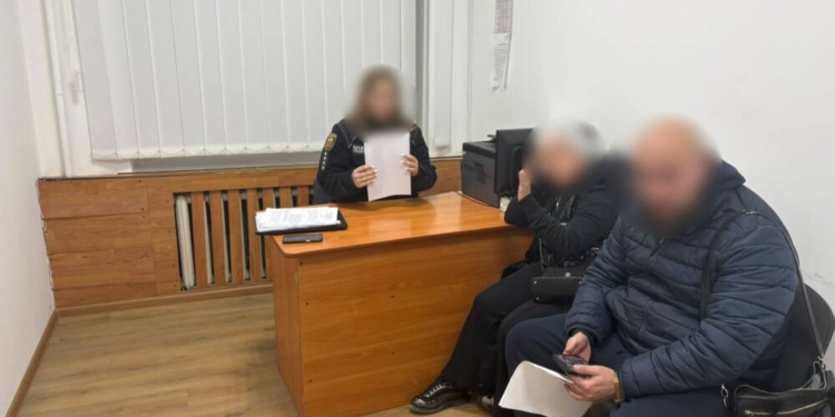 У Чорткові судитимуть жінку за побиття працівниці кав’ярні