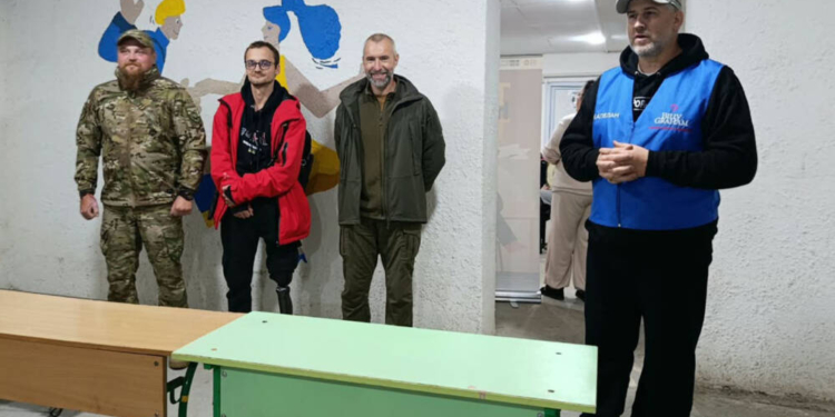 Ветеран ДСР розповів школярам про війну та патріотизм